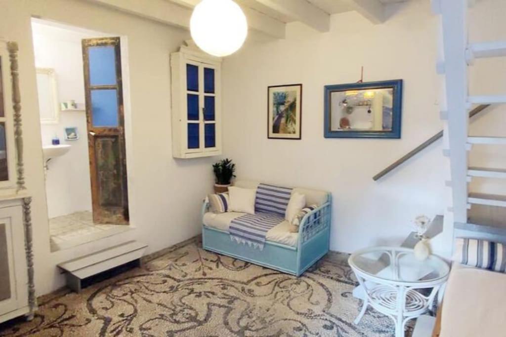 Town House With Rooftop Jacuzzi Rhodes City Extérieur photo