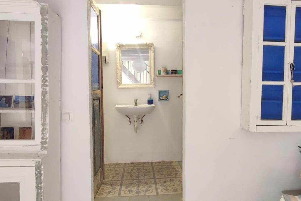 Town House With Rooftop Jacuzzi Rhodes City Extérieur photo