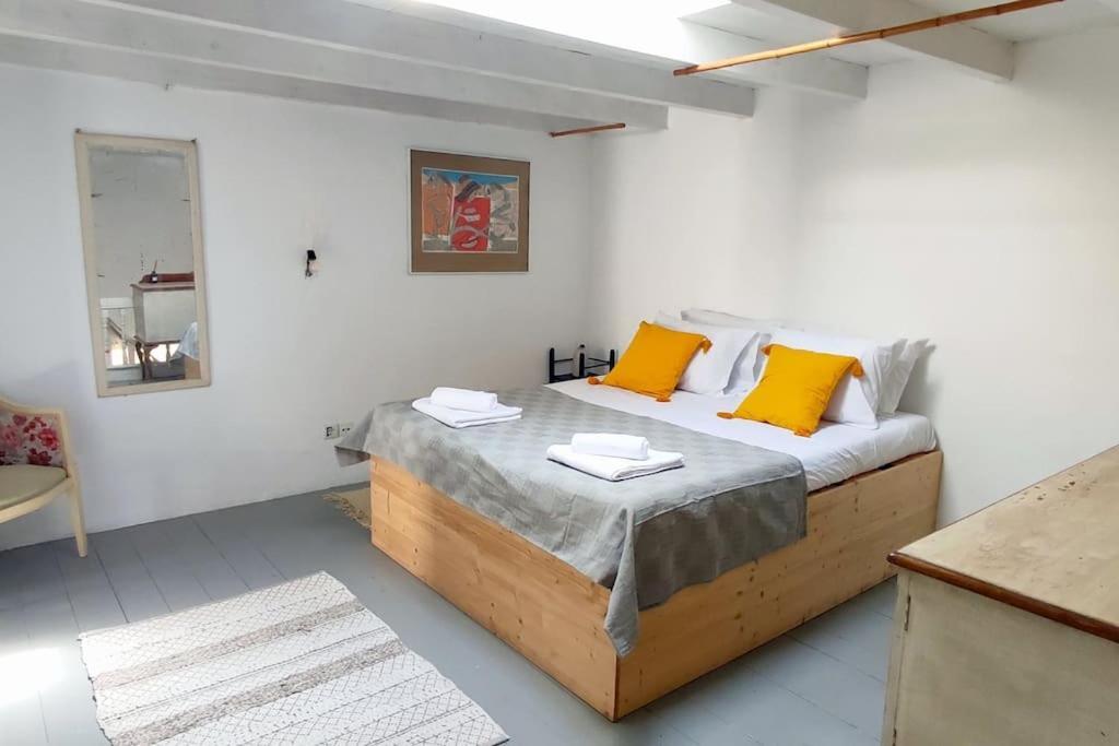 Town House With Rooftop Jacuzzi Rhodes City Extérieur photo
