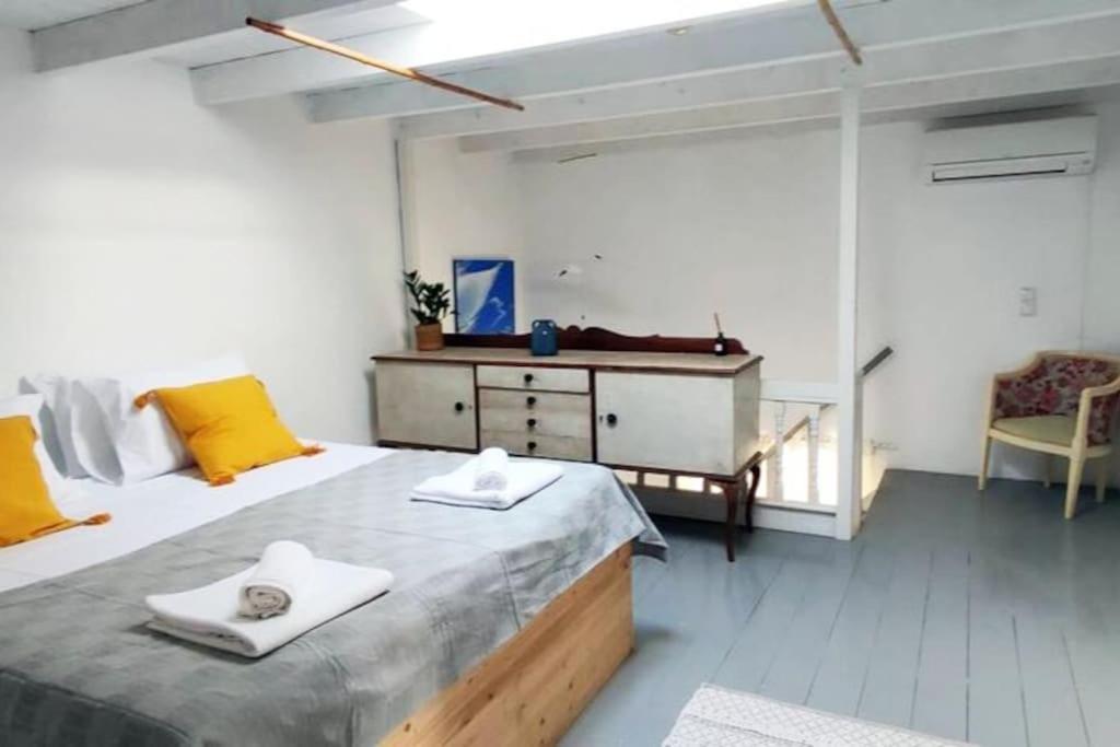Town House With Rooftop Jacuzzi Rhodes City Extérieur photo